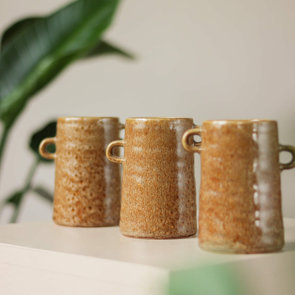 kamionkowy wazon z uszkami ⌀ 6 cm • Madam Stoltz - Projekt Rośliny